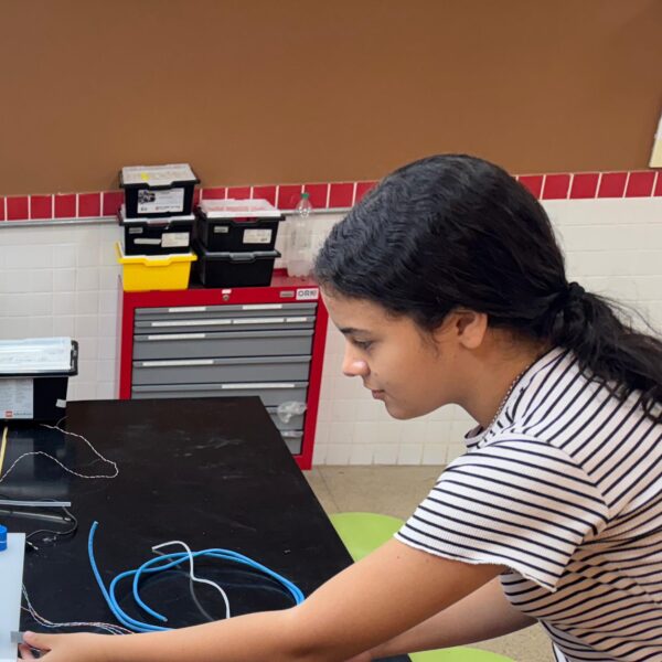 Equipe das Escolas do Futuro de Goiás disputa etapa do Campeonato Internacional de Robótica