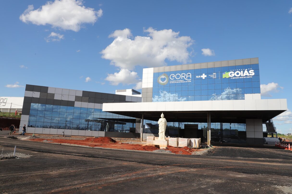 Fachada do Cora
