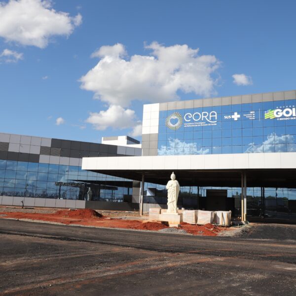Fachada do Cora