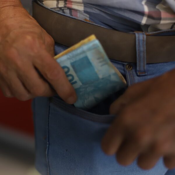 Rendimento domiciliar per capita atinge maior valor da série histórica em Goiás
