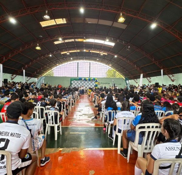 Abertura dos Jogos Estudantis em Goianéisa