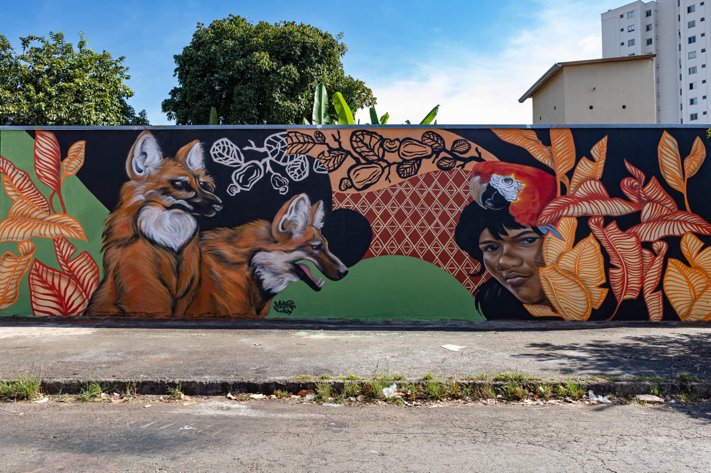 mural assinado pela artista visual Jessica Muriel
