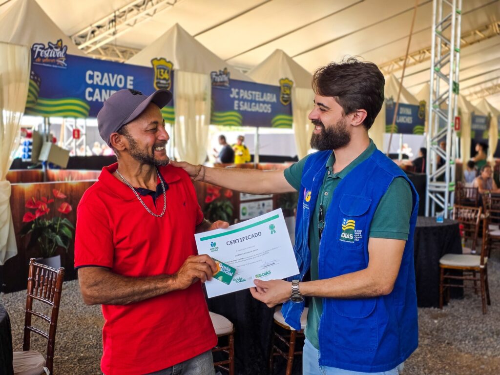 Governo entrega mais de R$ 2,3 milhões em investimentos para inclusão produtiva no campo