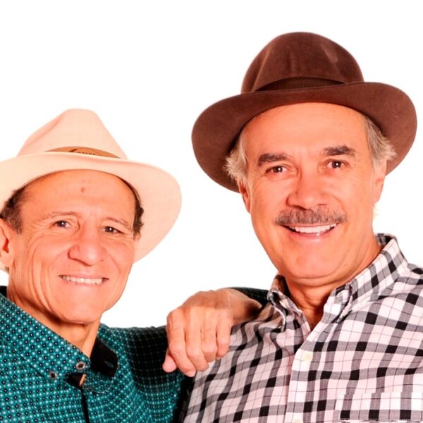 Teatro Goiânia recebe show especial de Nilton Pinto e Tom Carvalho