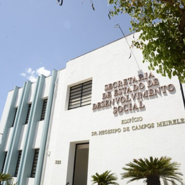 Seds abre seleção com 94 vagas temporárias e salários de até R$ 10,8 mil