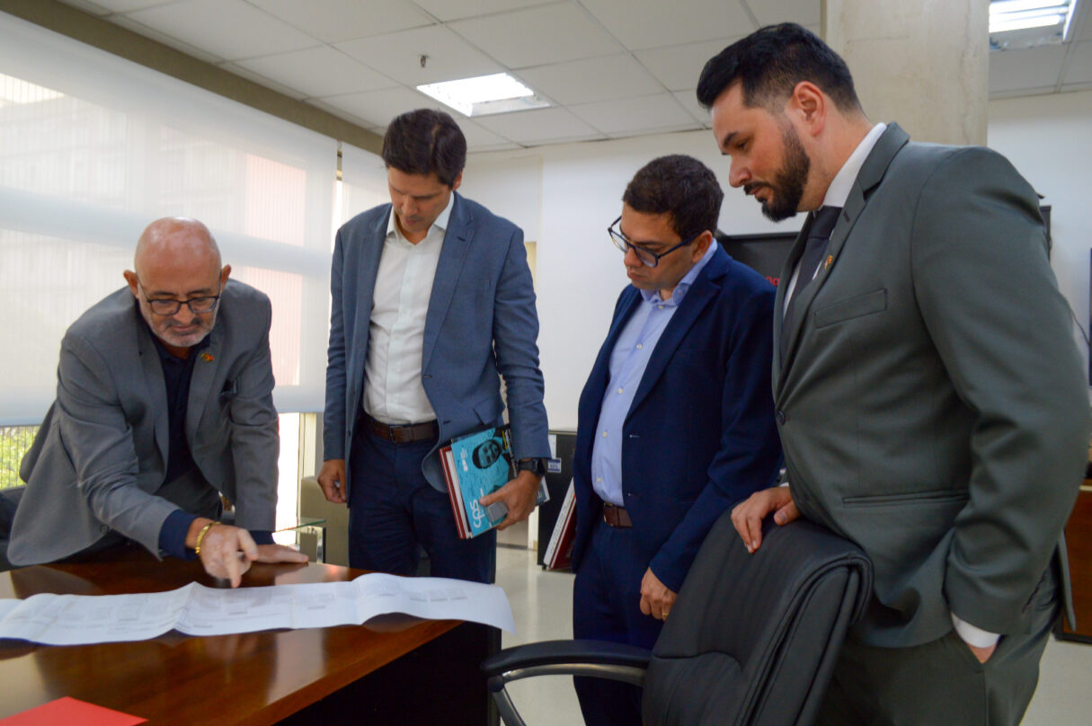 Daniel Vilela visita Centro Paula Souza e conhece modelo referência em educação tecnológica