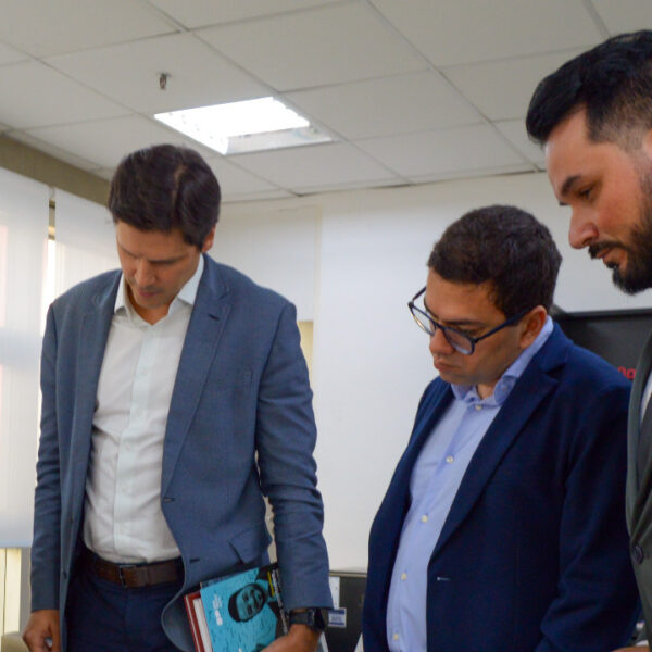 Daniel Vilela visita Centro Paula Souza e conhece modelo referência em educação tecnológica