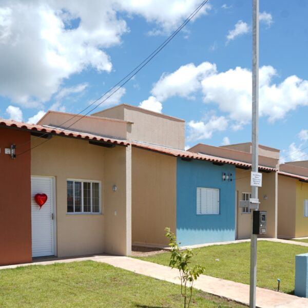 Governo de Goiás abre inscrições para 100 casas a custo zero em Itapaci e Simolândia