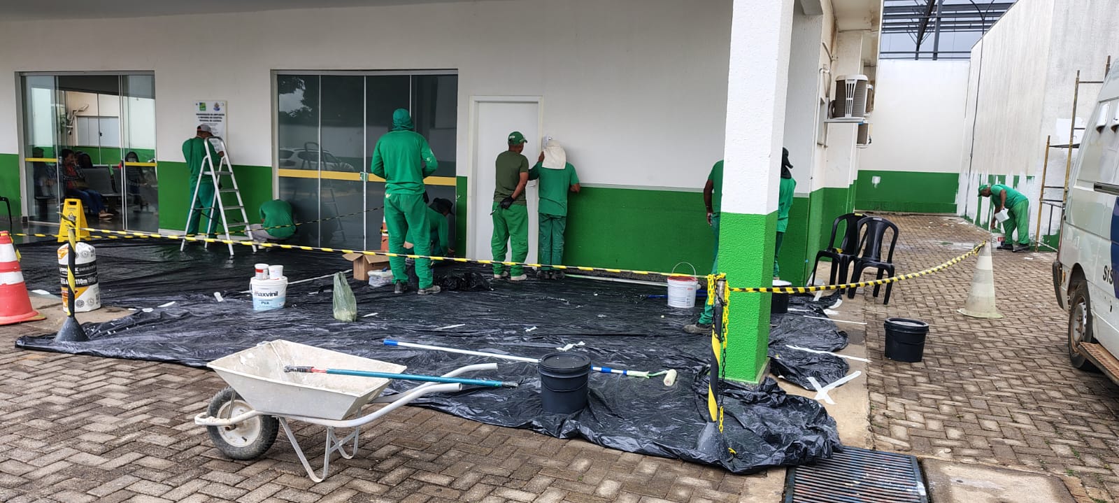 Reeducandos pintam Hospital de Luziânia