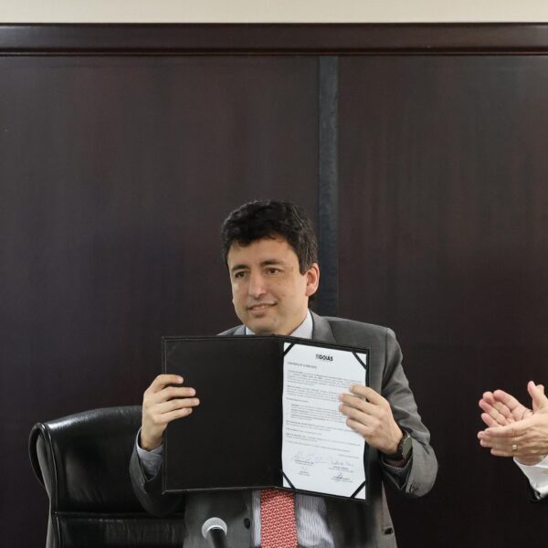 Governo e Consórcio Sonda formalizam contrato do Programa Goiás de Fibra