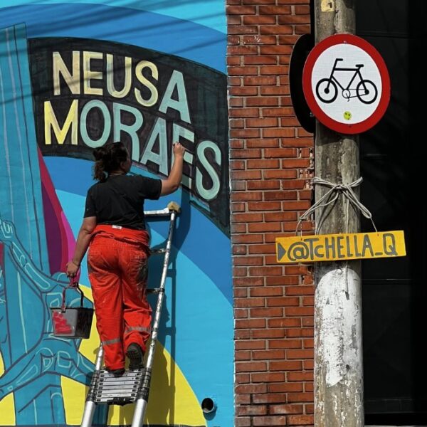 Oficina gratuita de grafite