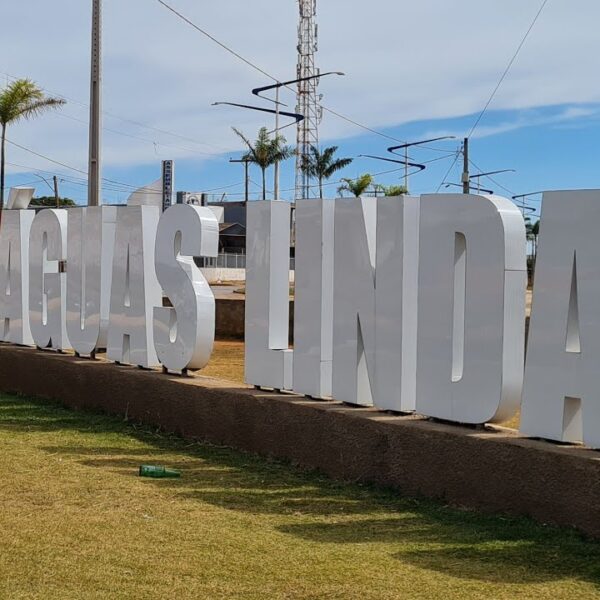 Entrada da cidade de Aguas Lindas, no Entorno do DF
