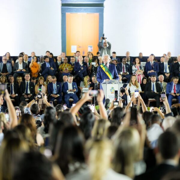 Simbolismo e emoção marcam última entrega da Ordem do Mérito Anhanguera por Caiado