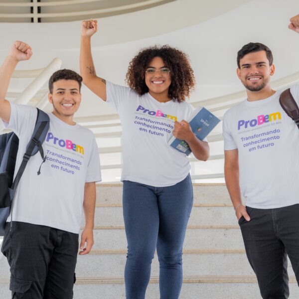 Estudantes bolsistas do Probem