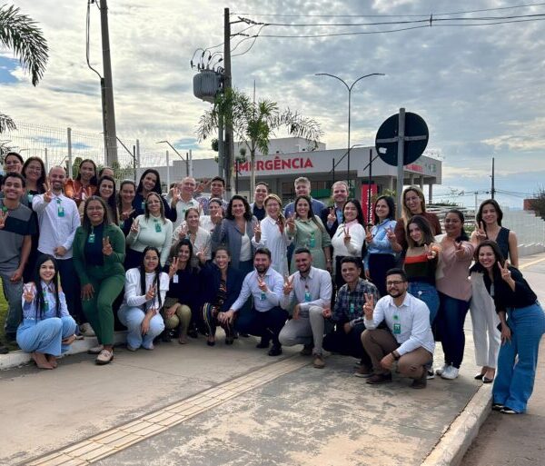 Equipe do Hetrin comemora Ona 2