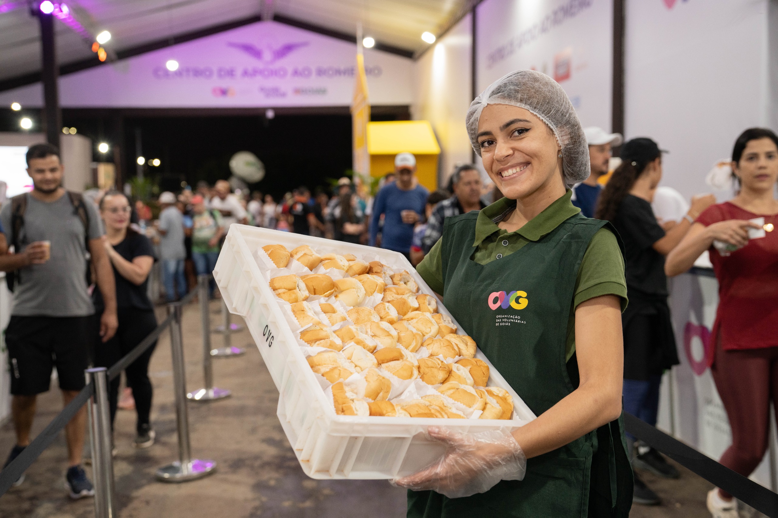 Pães feitos no Centro de Apoio ao Romeiro de Trindade 2025