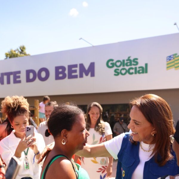 Em Cavalcante, Gracinha Caiado entrega nova unidade do Restaurante do Bem