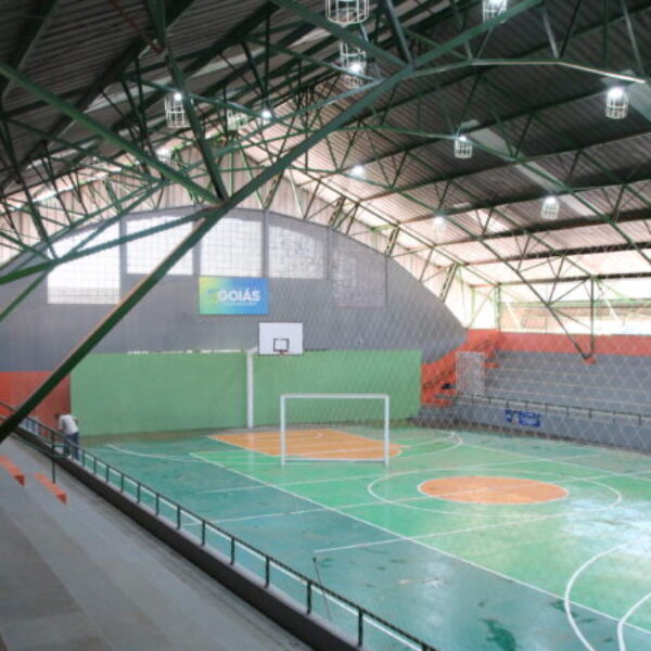 Governo inaugura reforma do Ginásio de Esportes do Jardim Guanabara