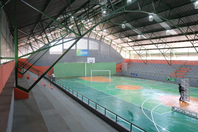 Reforma do Ginásio de Esportes do Jardim Guanabara é Inaugurada, Impulsionando o Esporte Local