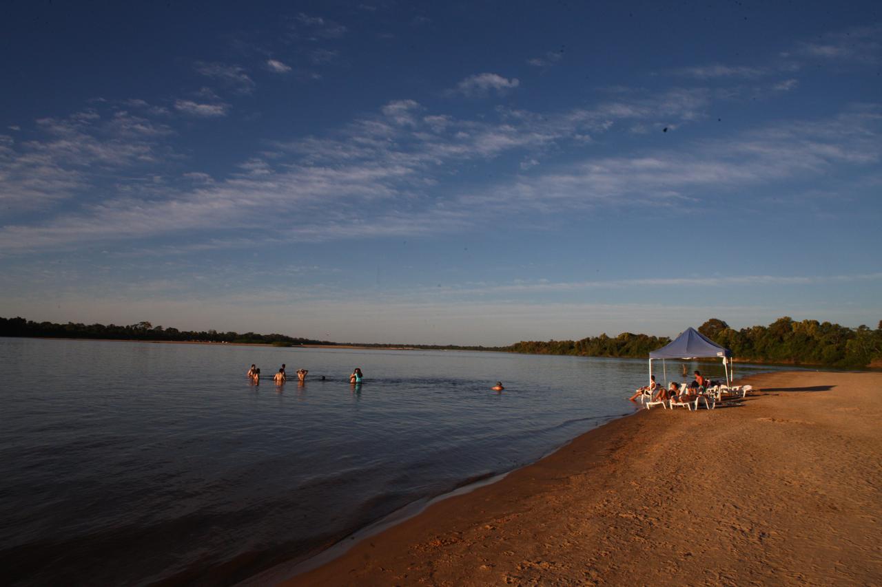 Turistas no Rio Araguaia