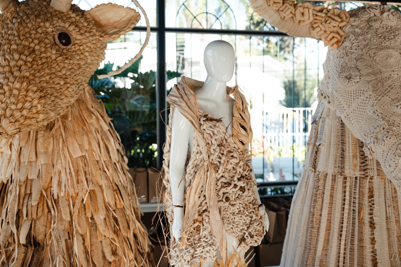 Mostra une moda autoral e meio ambiente