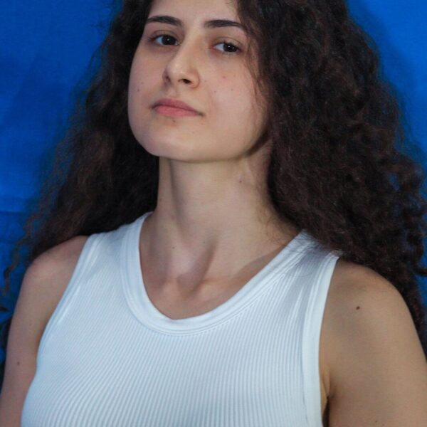 Atriz Duda Borges promove oficinas culturais gratuitas em Rio Verde