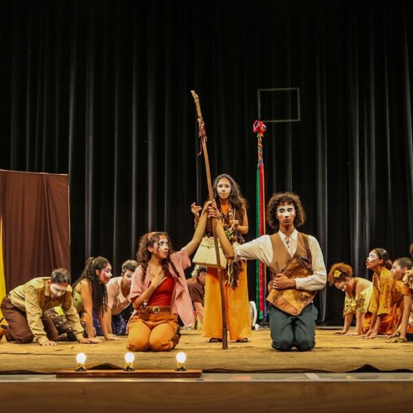 Corpo Cênico Basileu França se apresenta nos Estados Unidos