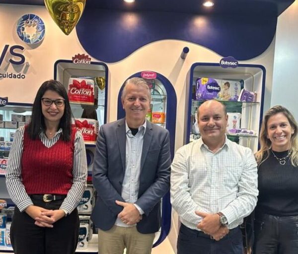 Joel Sant’Anna na sede da Softys