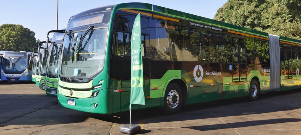 Estado entrega estações revitalizadas e novos ônibus do BRT Leste-Oeste