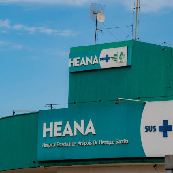 Heana completa 20 anos de cuidados especializados à população