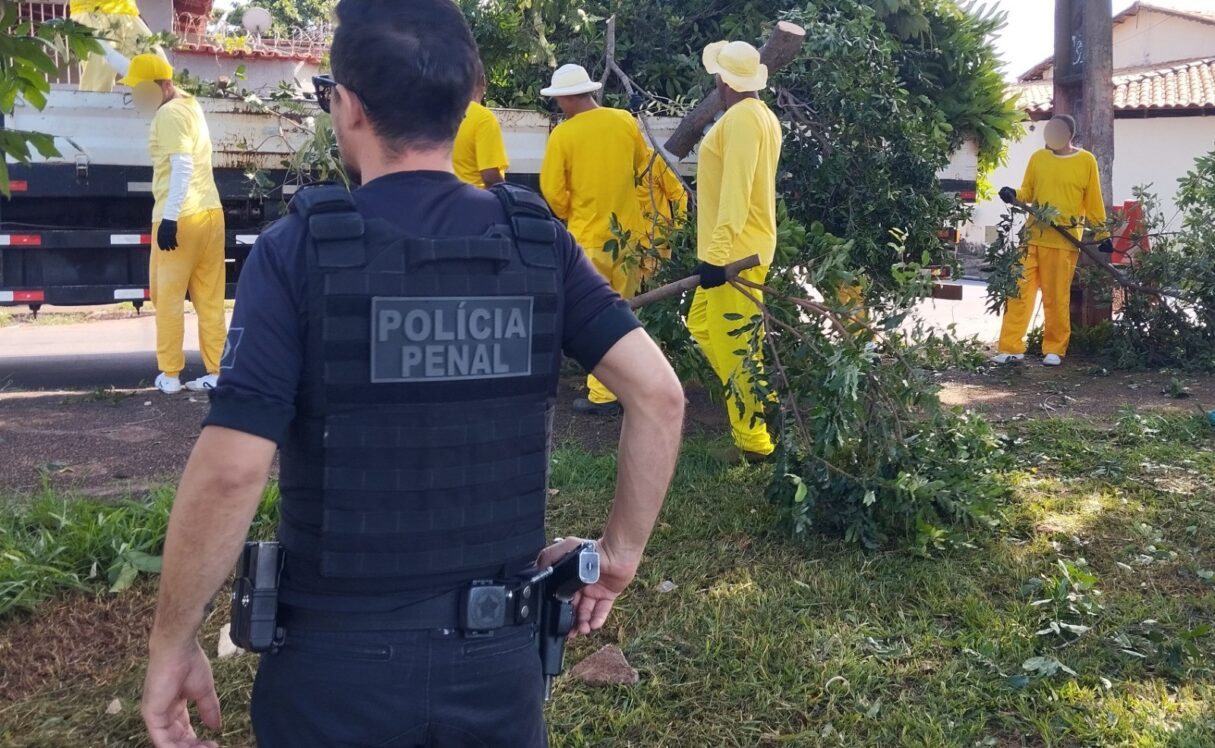 Reeducandos contribuem para revitalização de espaços públicos em Goiás