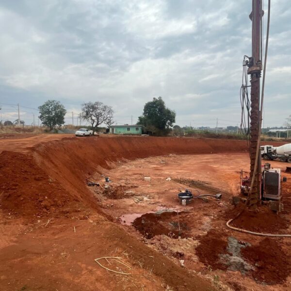 Obras no Daia