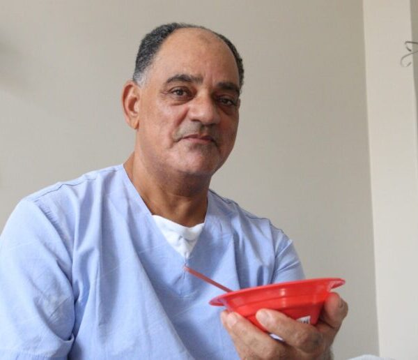 Sorvete alivia calor e previne doenças no HGG