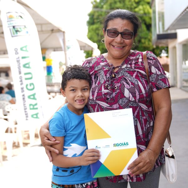 Agehab entrega benefícios habitacionais em três municípios