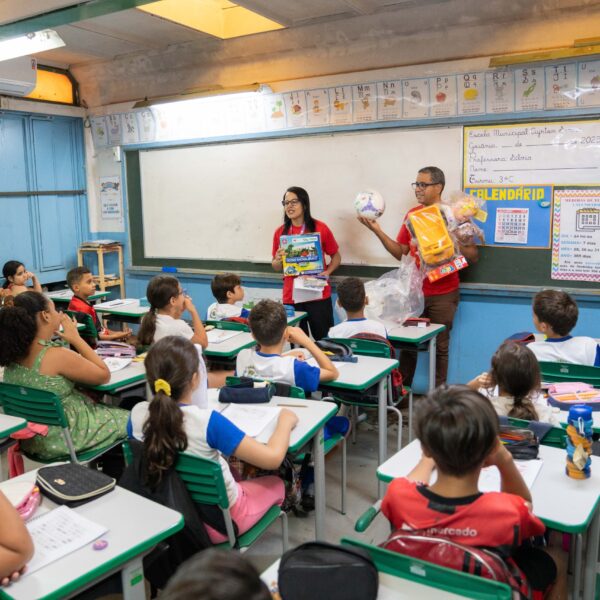 Goiás Social e OVG mobilizam escolas públicas para distribuição de brinquedos do Natal do Bem