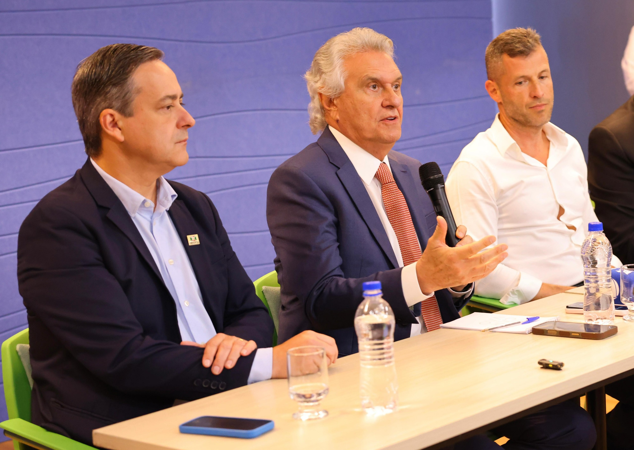 Governador apresenta avanços de Goiás para empresários catarinenses