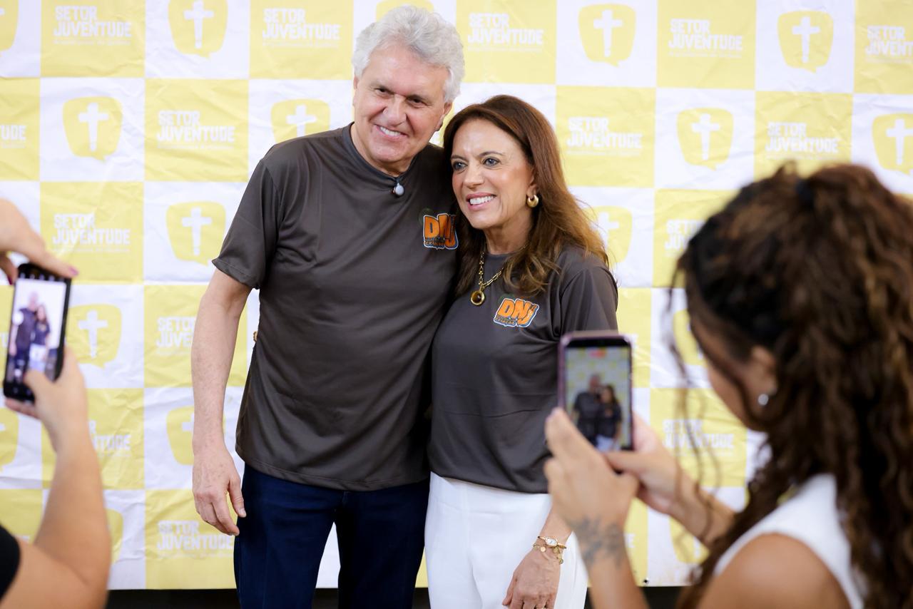 Caiado e Gracinha exaltam fé e mobilização no Dia Nacional da Juventude 