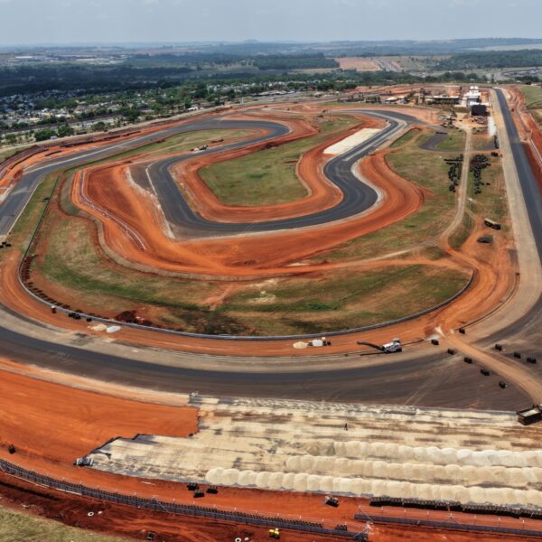 Obras para MotoGP 2026 atingem 60,2% de execução no Autódromo de Goiânia