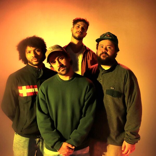 Banda Zimbra apresenta turnê “Tudo Se Refaz” no Martim Cererê