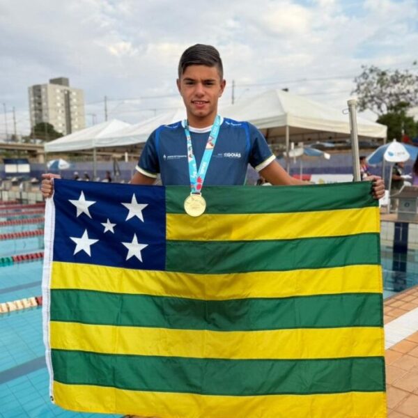 Time Goiás conquista suas primeiras medalhas nos JEBs 2025 - Vitor Hugo – medalha de ouro nos 400m livres (natação)