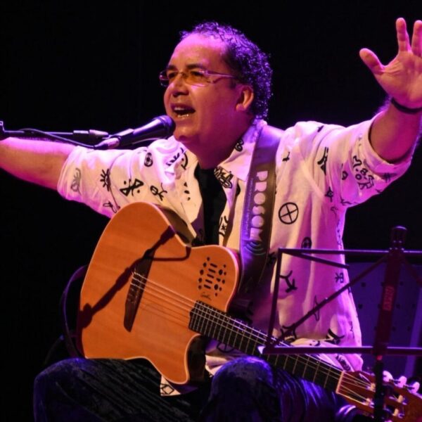 Cantor Laércio Correntina vai se apresentar na Maratona Cultural