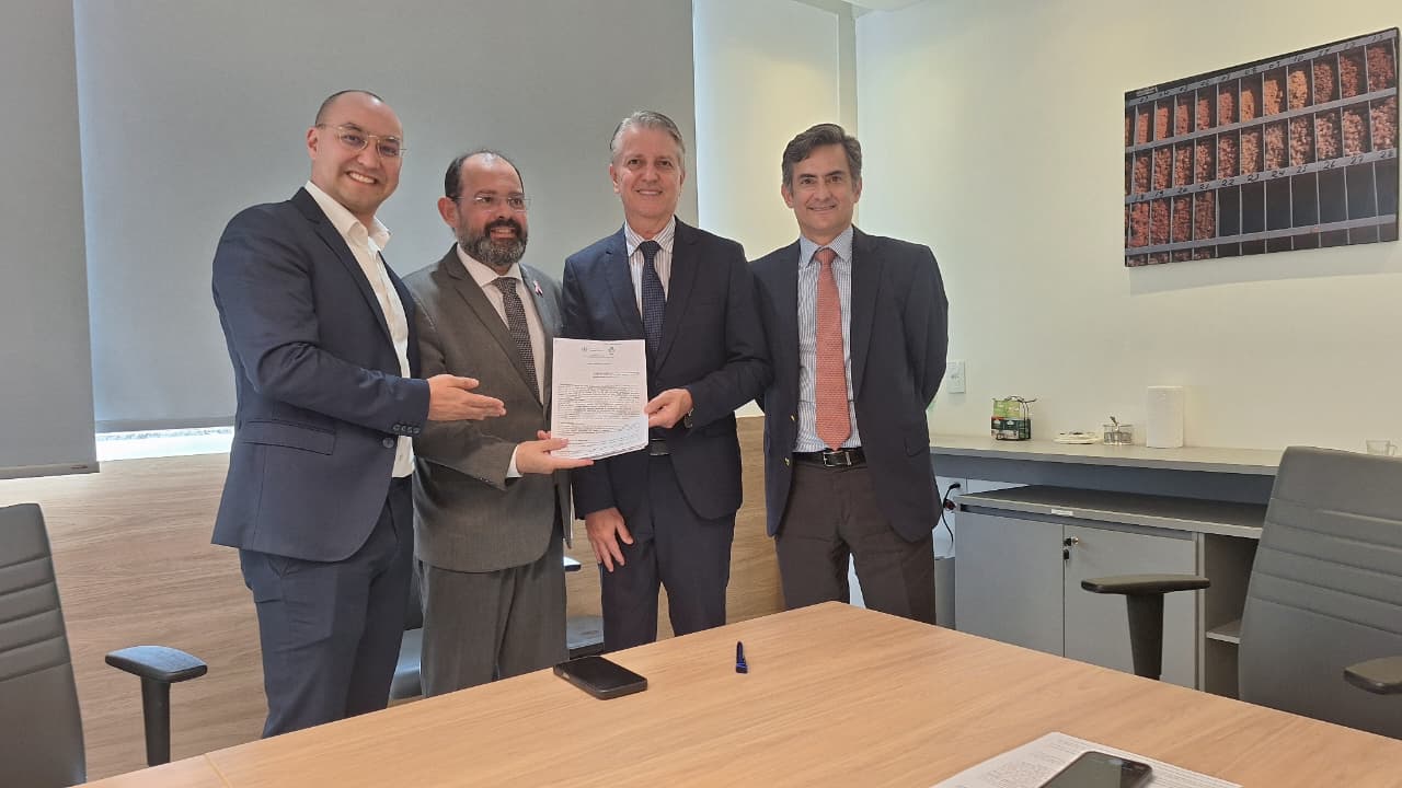 Acordo UEG e Aclara