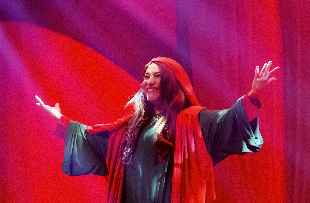 Cia Os Melhores do Mundo apresenta “Dingou Béus” no Teatro Goiânia