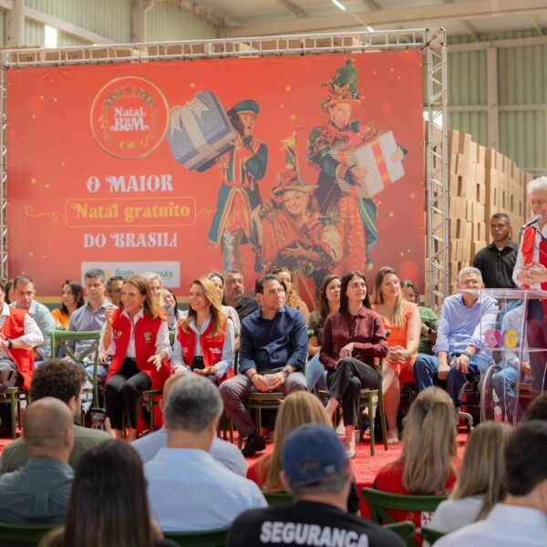 Começa a entrega de presentes do Natal do Bem
