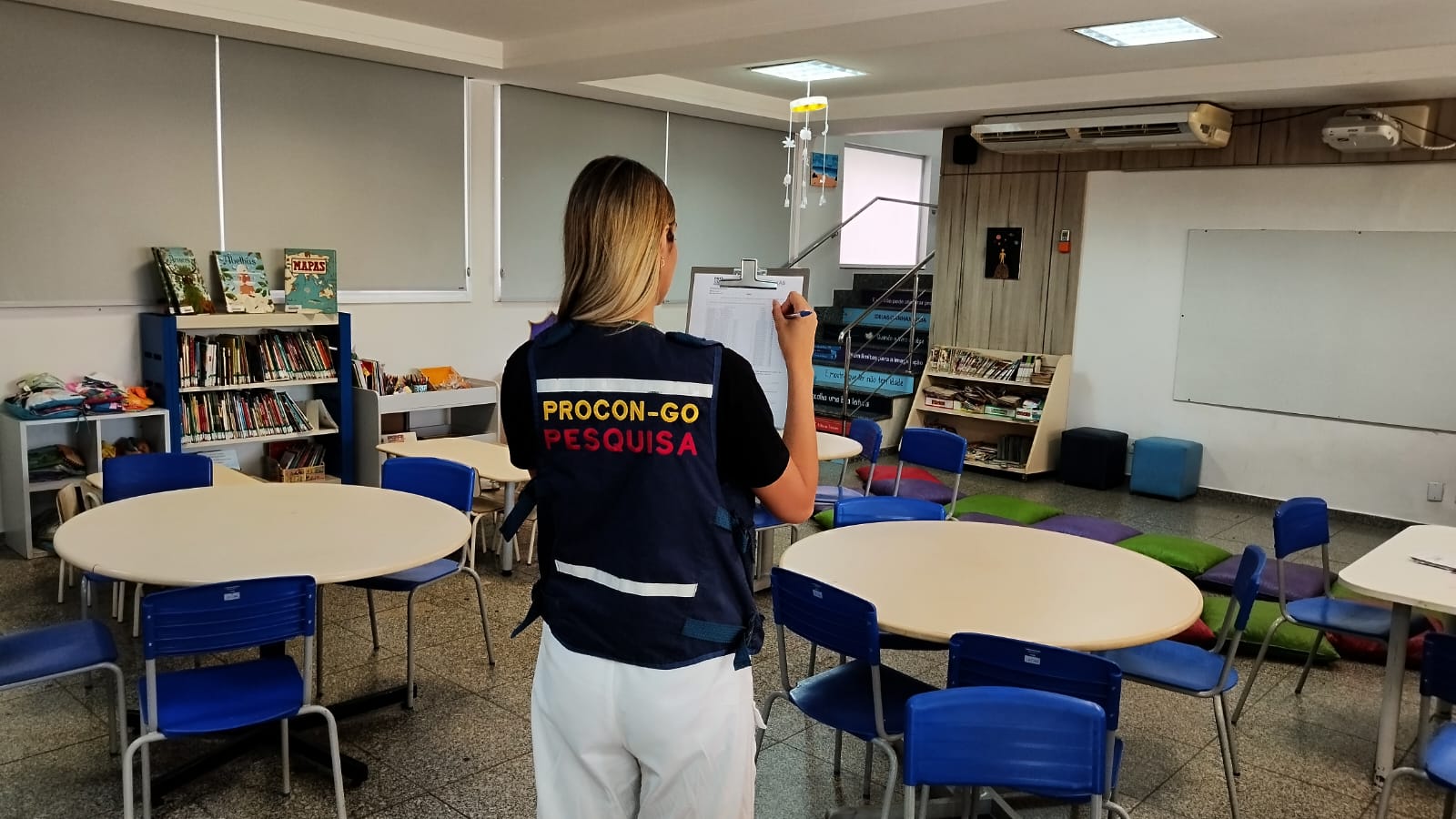 Procon pesquisa coégios de Goiânia