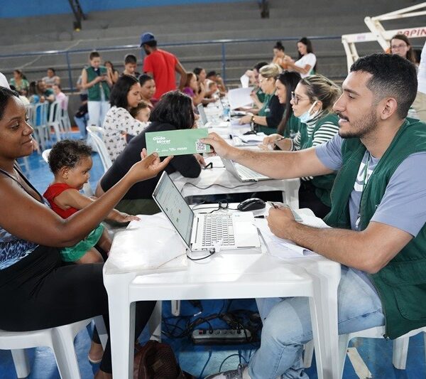 767 famílias de Formosa vão receber benefícios habitacionais