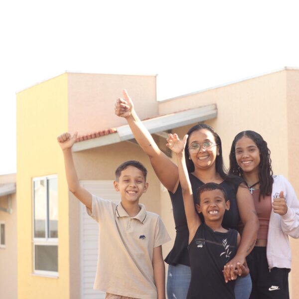 Entrega de casas a custo zero