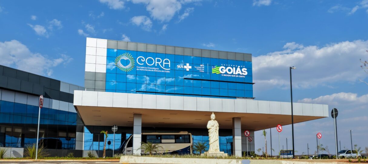Fachada do Cora