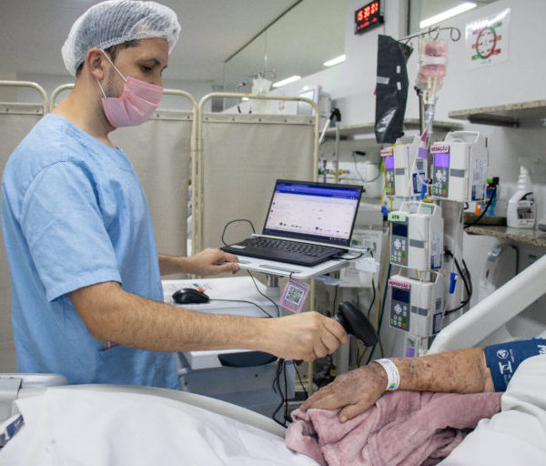 Crer reforça segurança e agilidade com adoção de pulseiras com QR Code