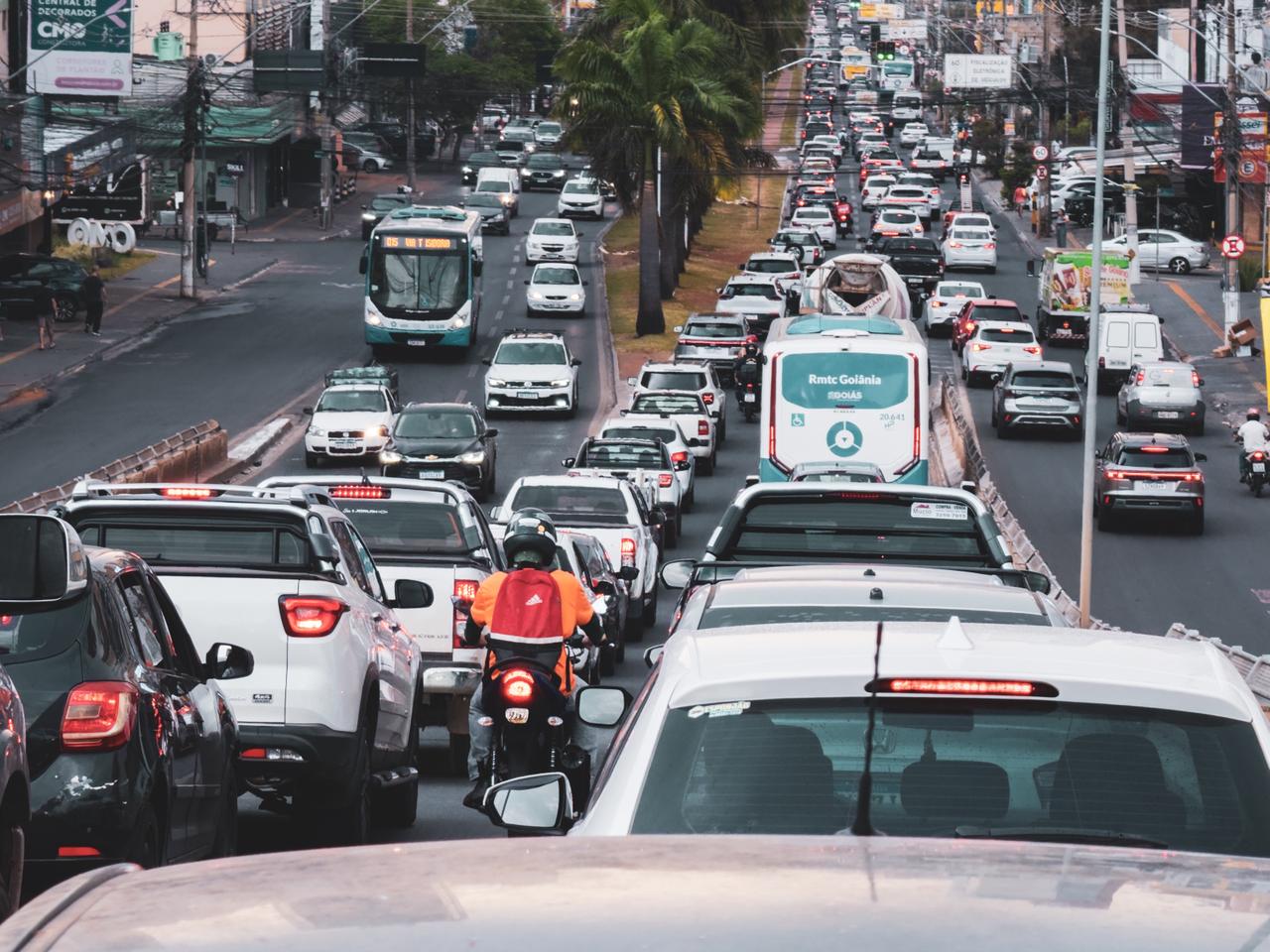 Governo de Goiás mantém calendário do IPVA 2026 e concede 8% para pagamento à vista
